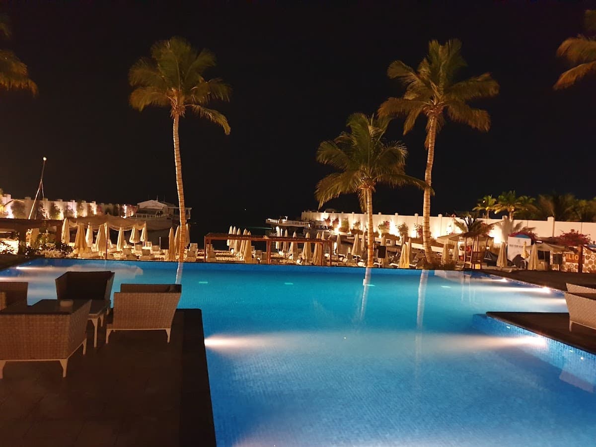 OIA Beach Resort