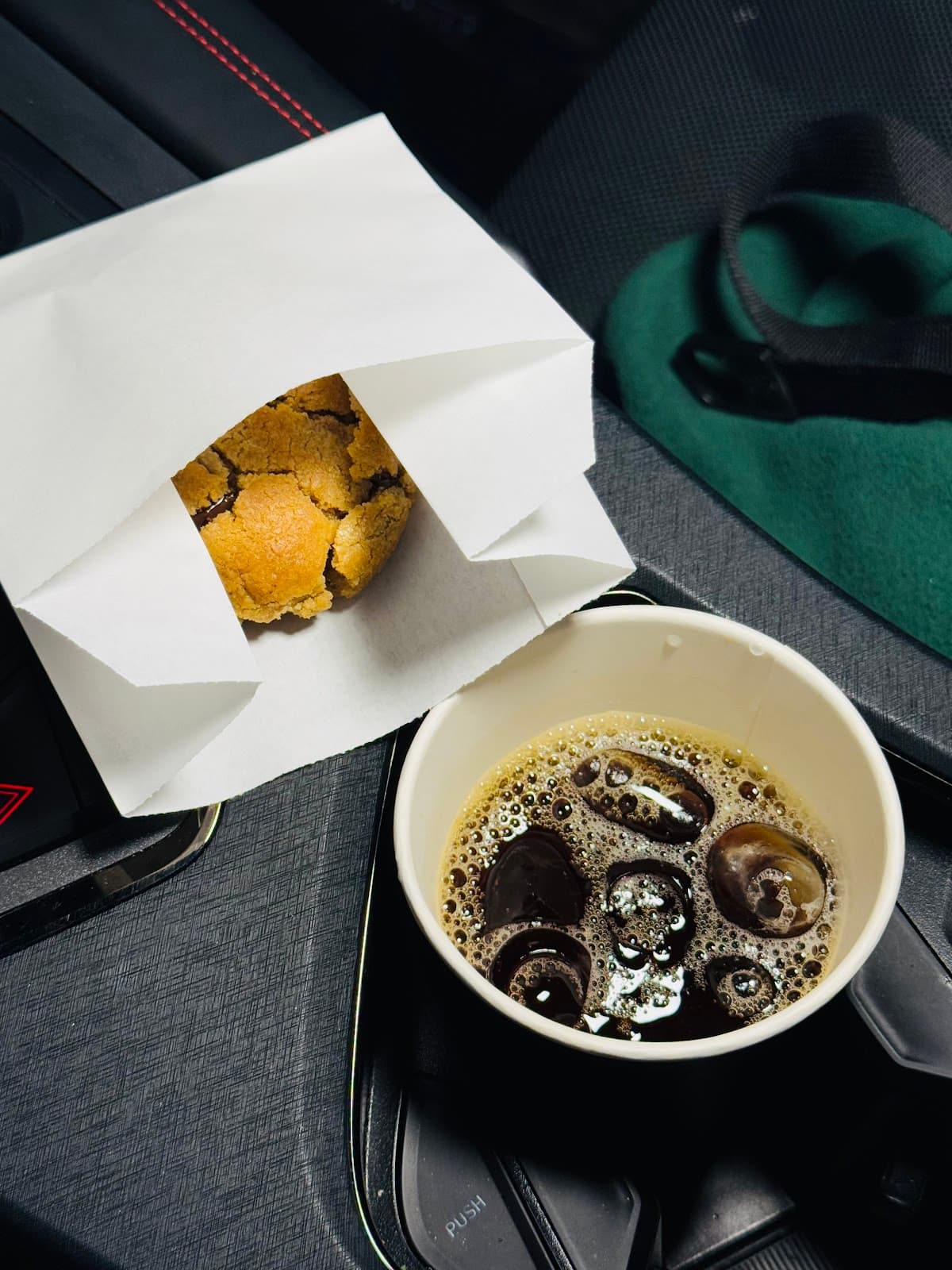 BLACK CAF