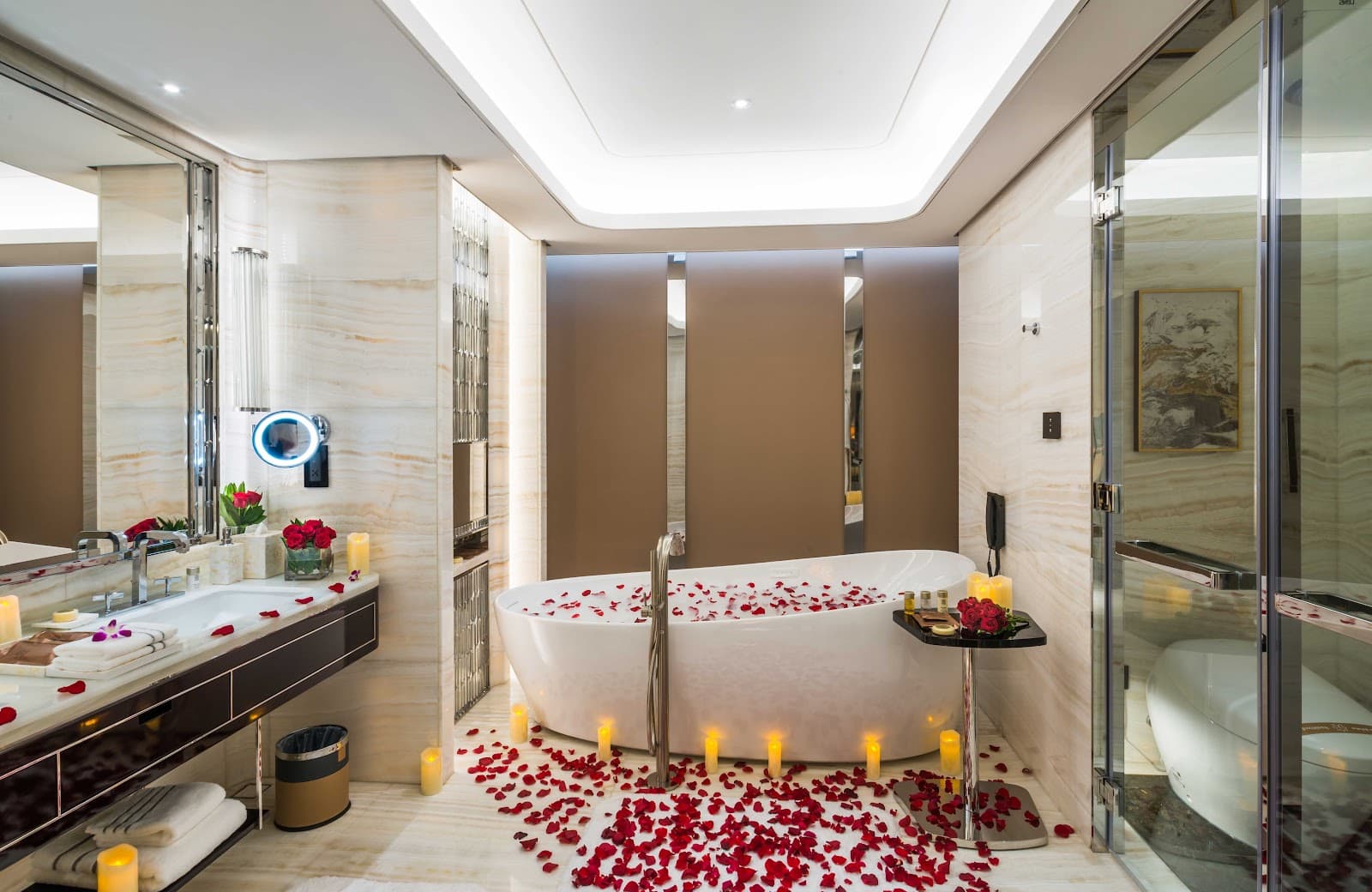 Narcissus Al Hamra Hotel