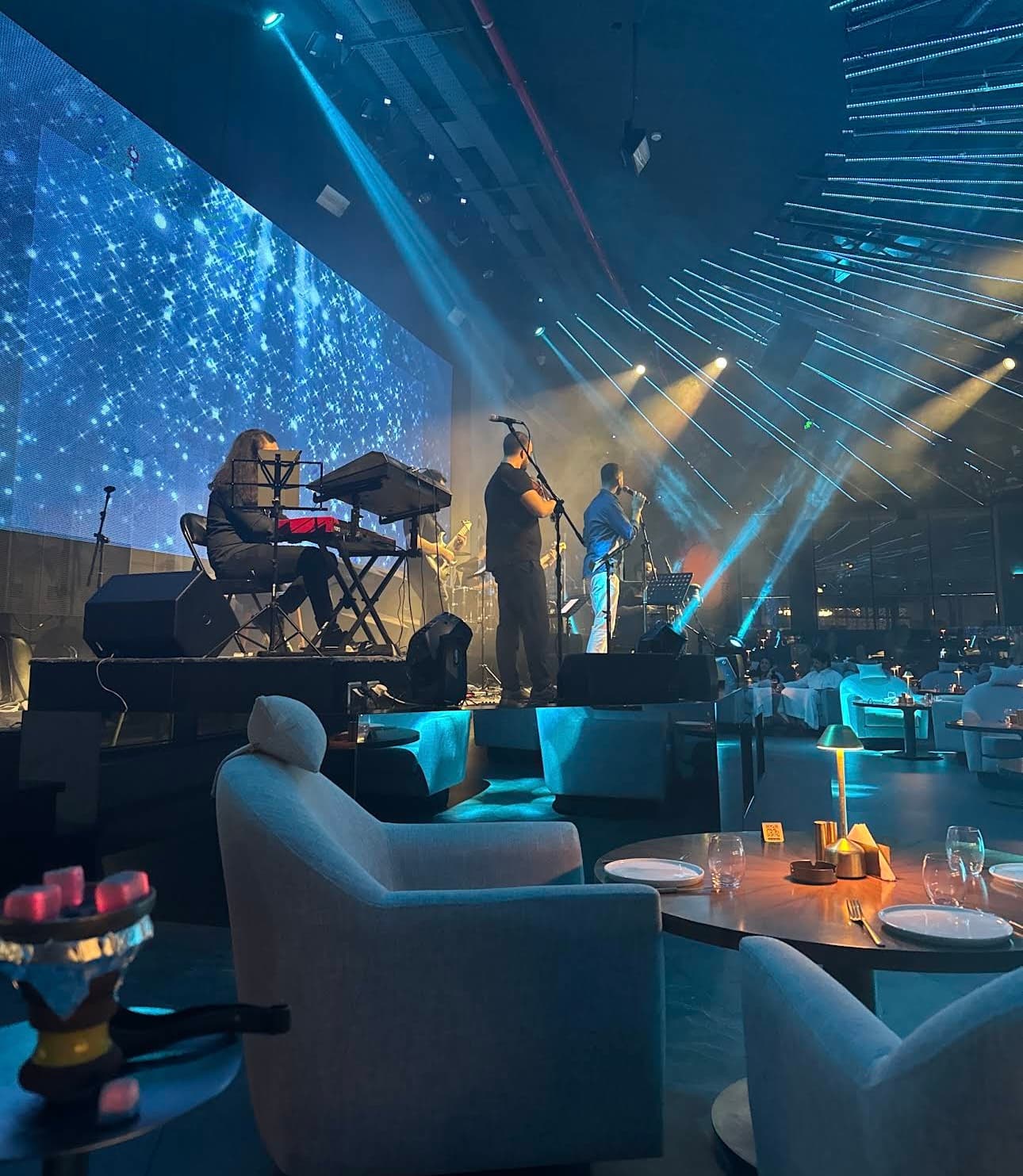 Genres Restaurant & Lounge