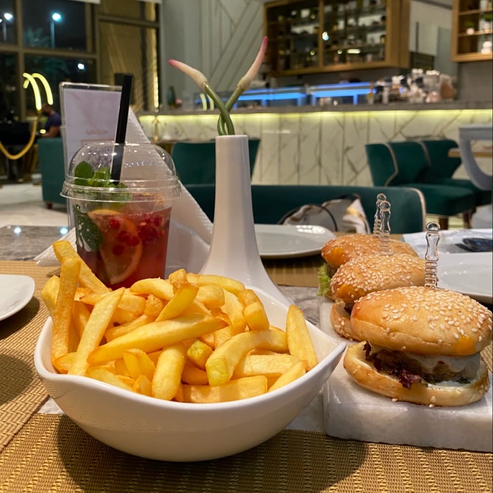 Mangia Cafe