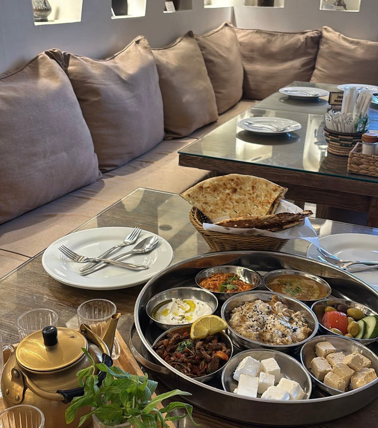 | faseelah breakfast