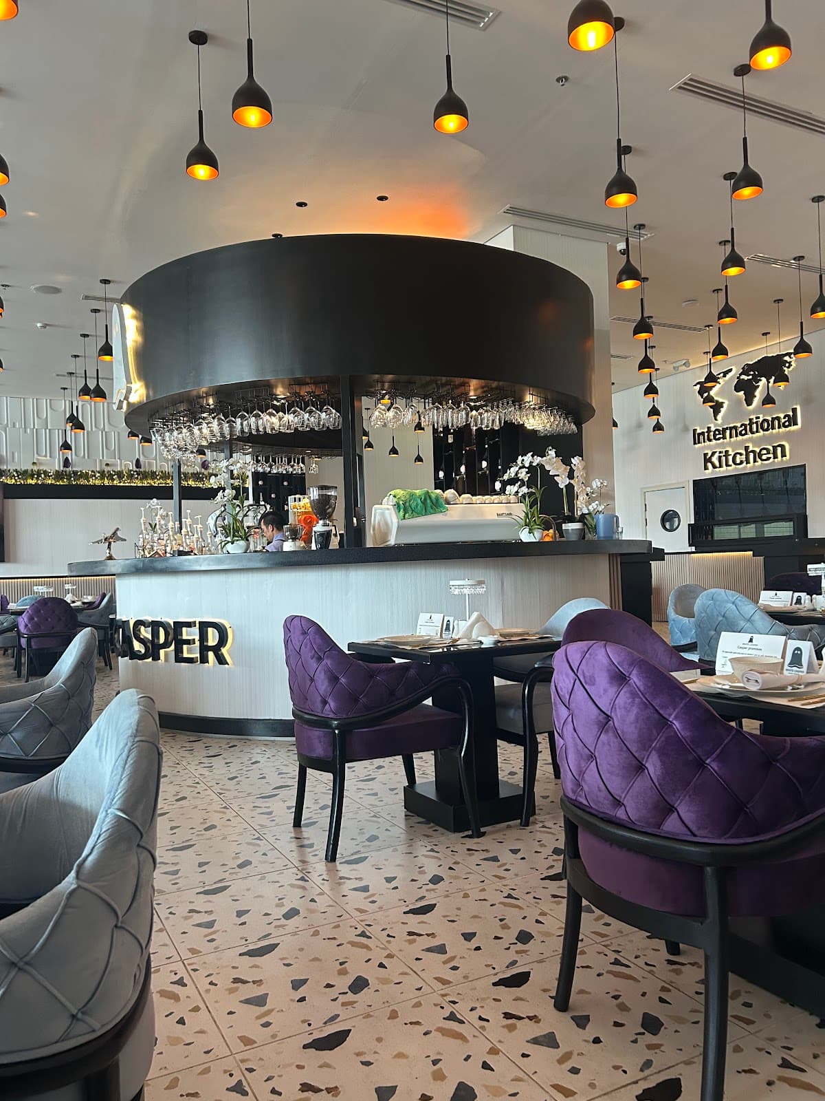 مطعم وايت كاسبر White Casper Restaurant & Hookah