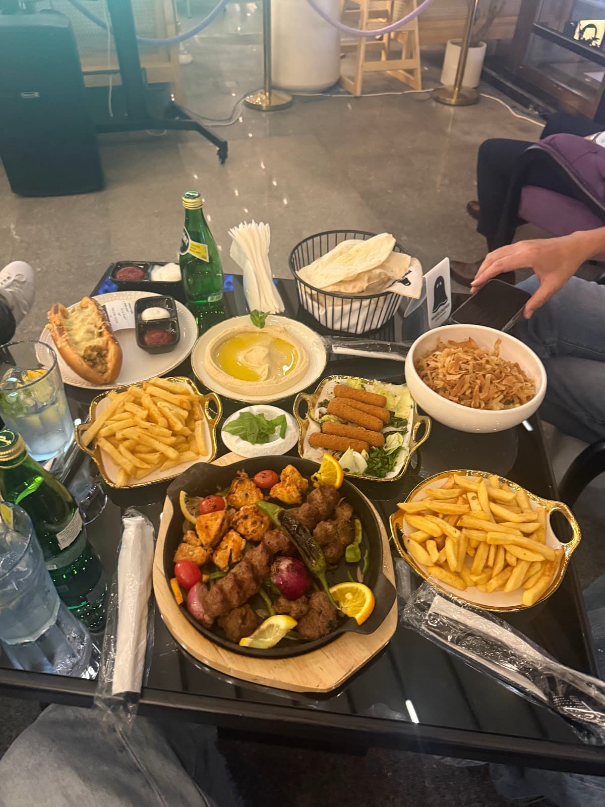 مطعم وايت كاسبر White Casper Restaurant & Hookah