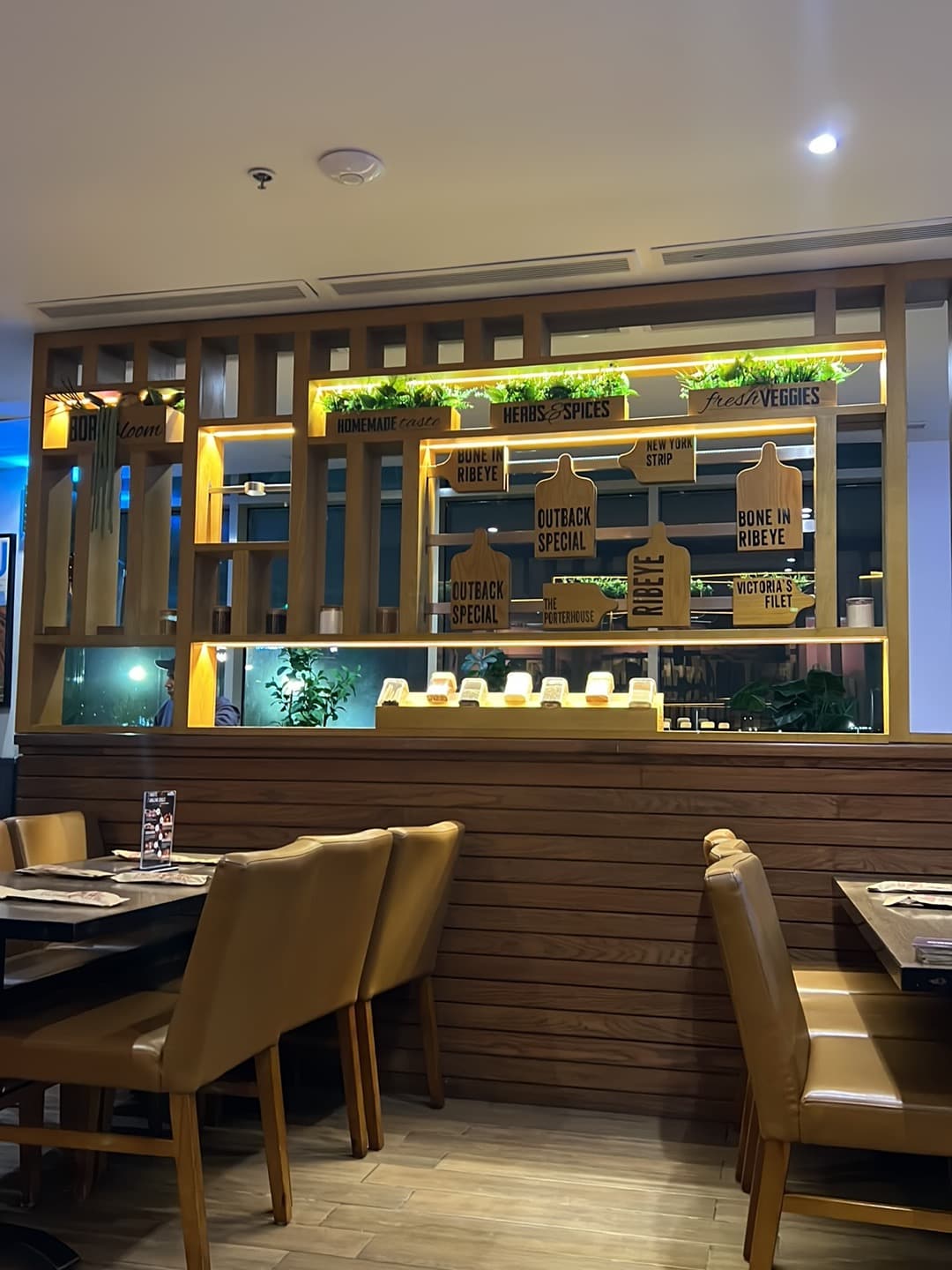 اوت باك ستيك هاوس Outback Steakhouse‏