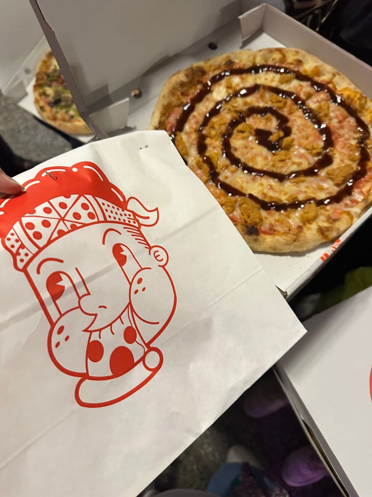 SOMOSAYS PIZZA