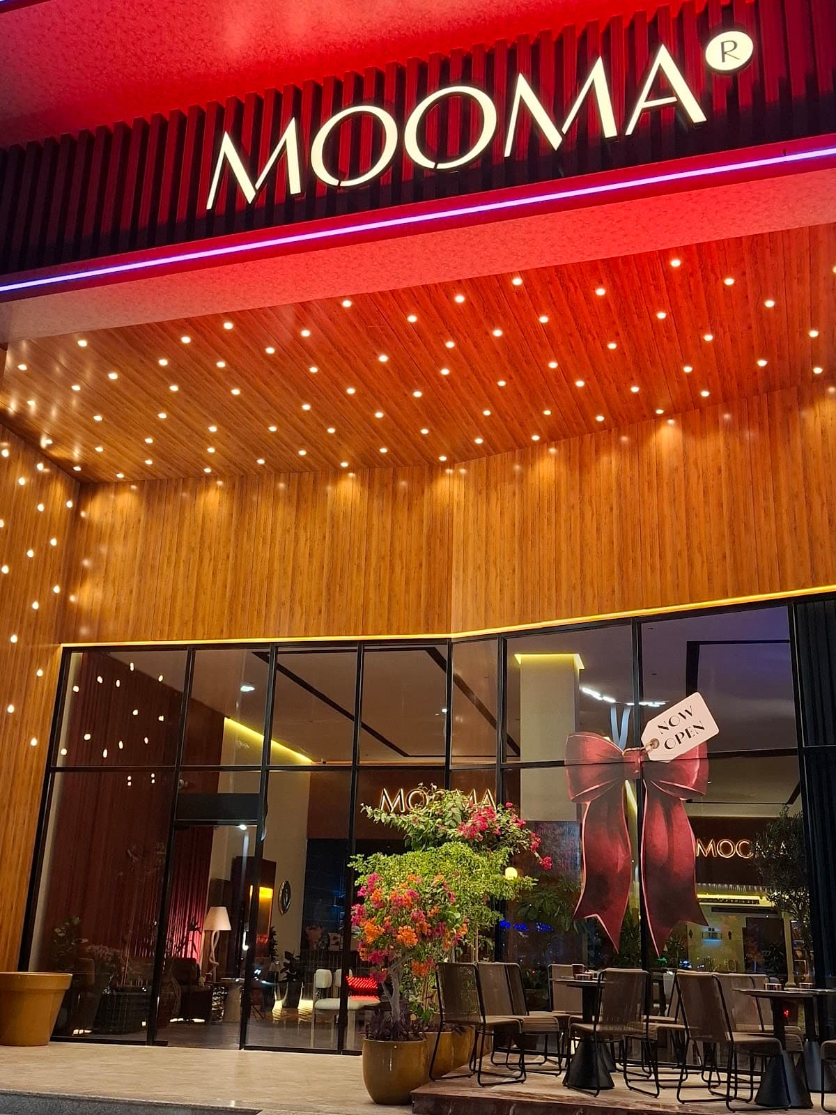 MOOMA
