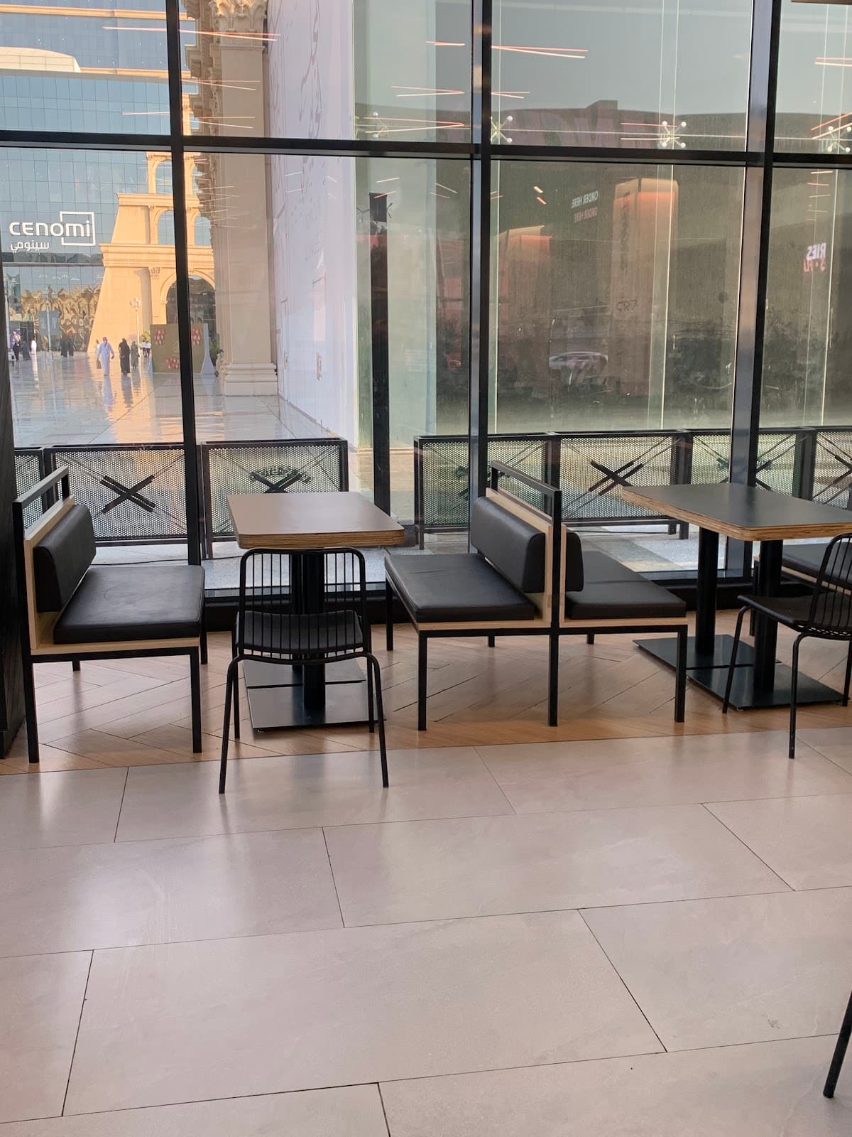 Wingstop Jeddah Park