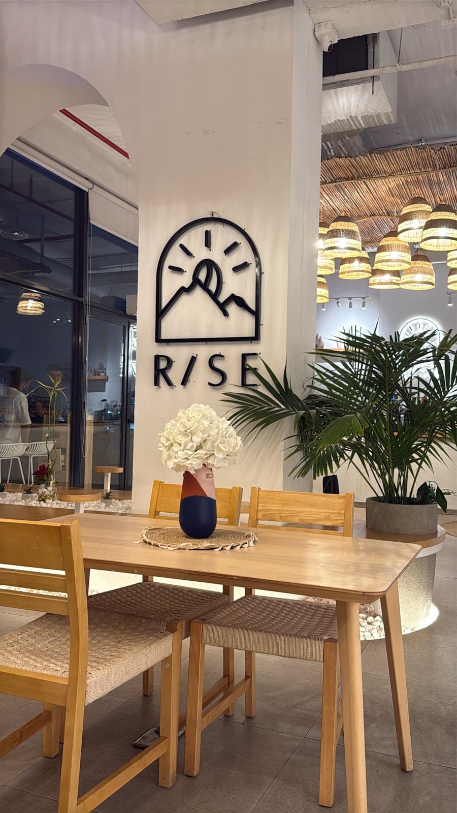 Rise Cafe