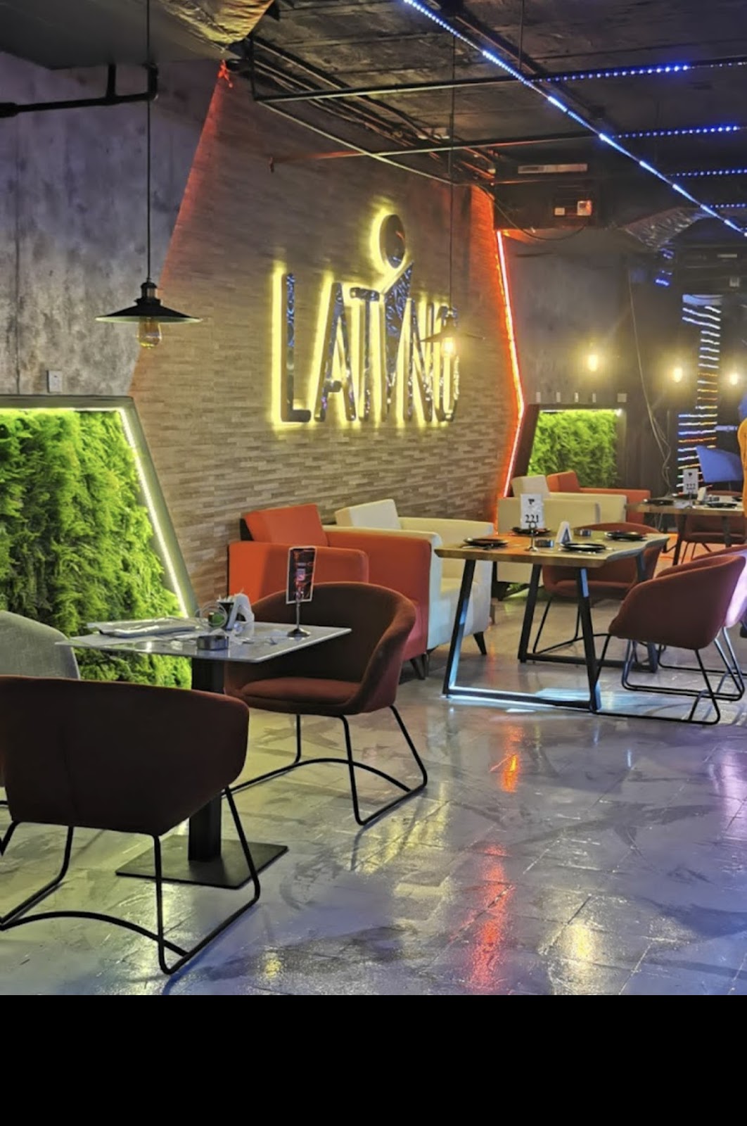 LATINO LOUNGE