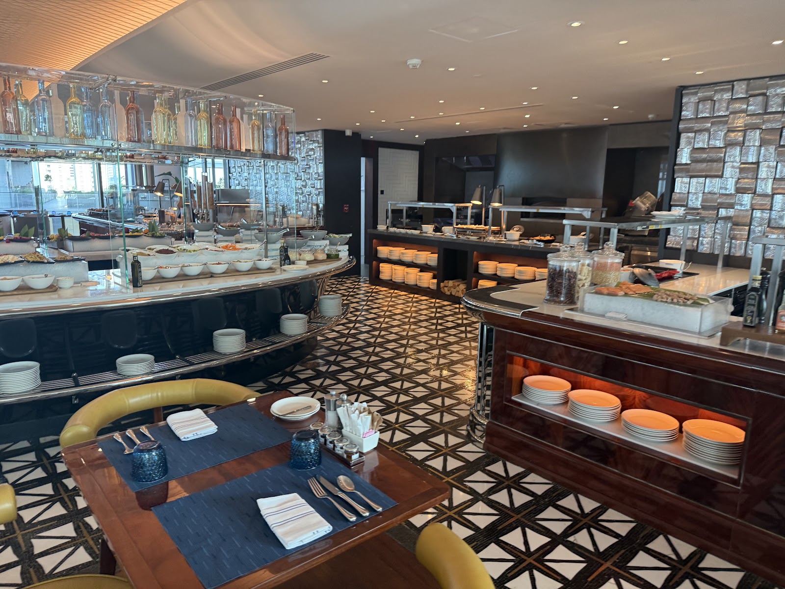 مطعم ذا ميت كو