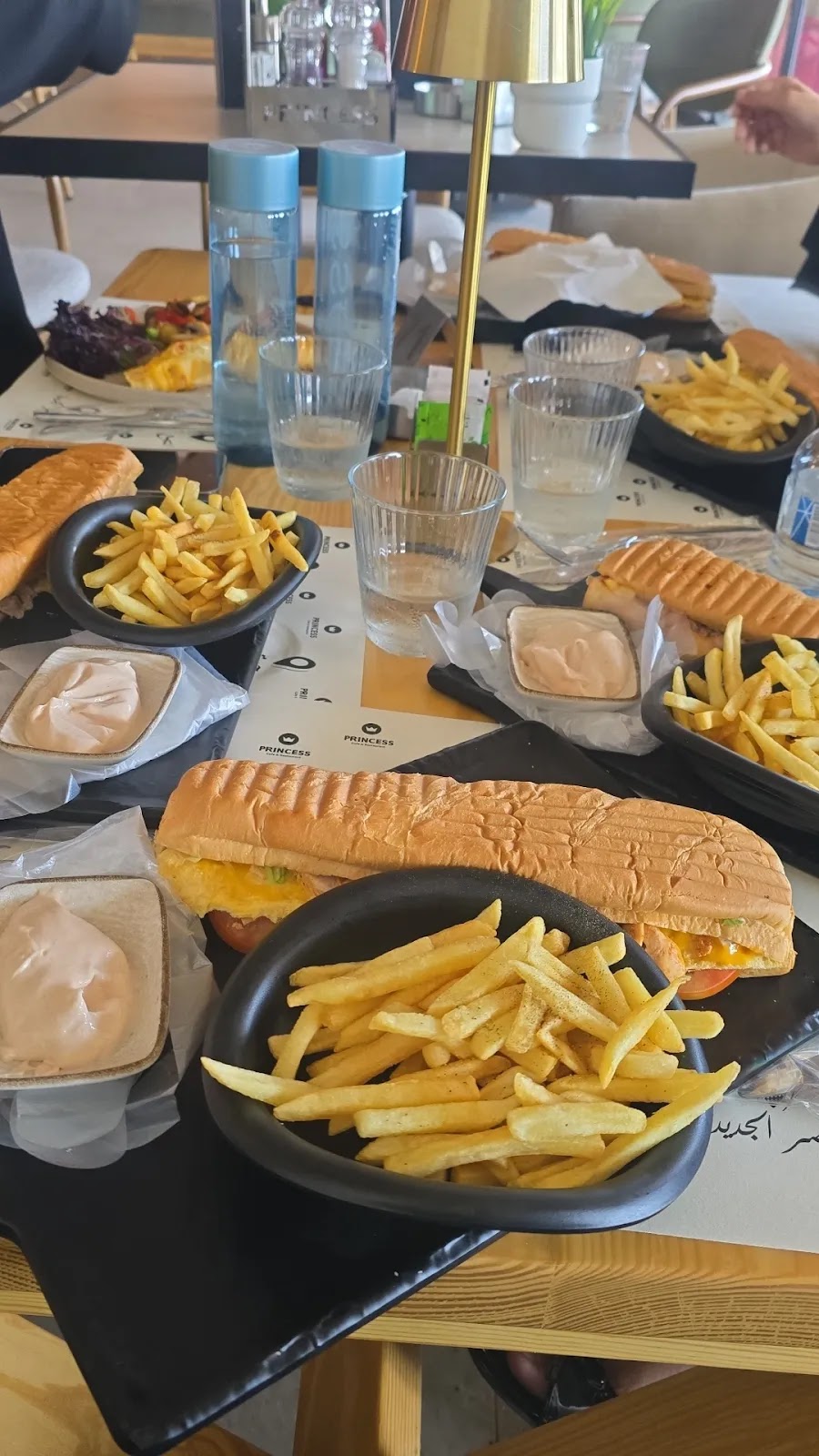 Princess Café & Restaurant - Jeddah Vibes Mall - مطاعم في جدة - 4
