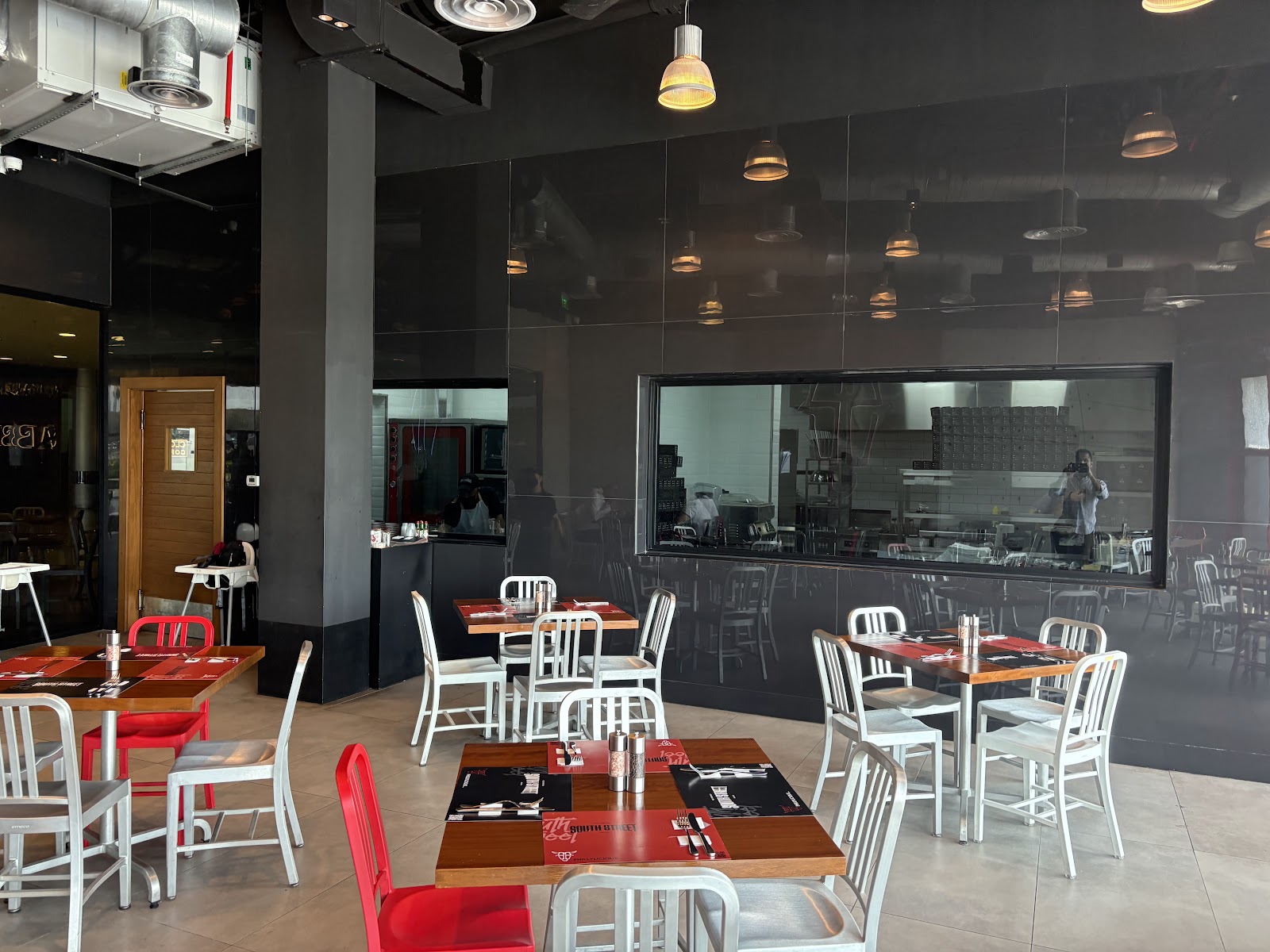 South Street Restaurant ساوث ستريت - مطاعم في جدة - 3