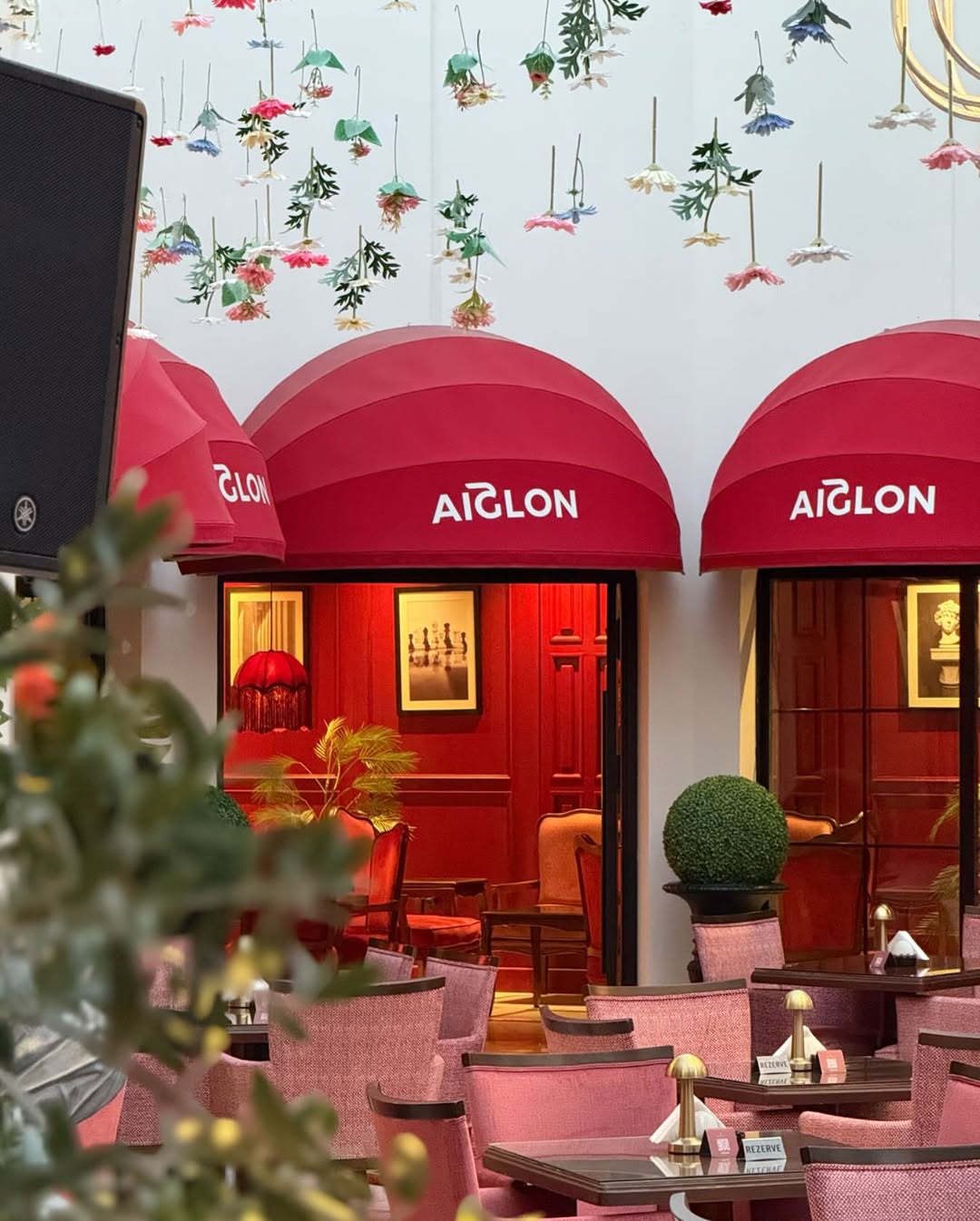 Aiglon Restaurant & café - مطاعم في جدة - 3