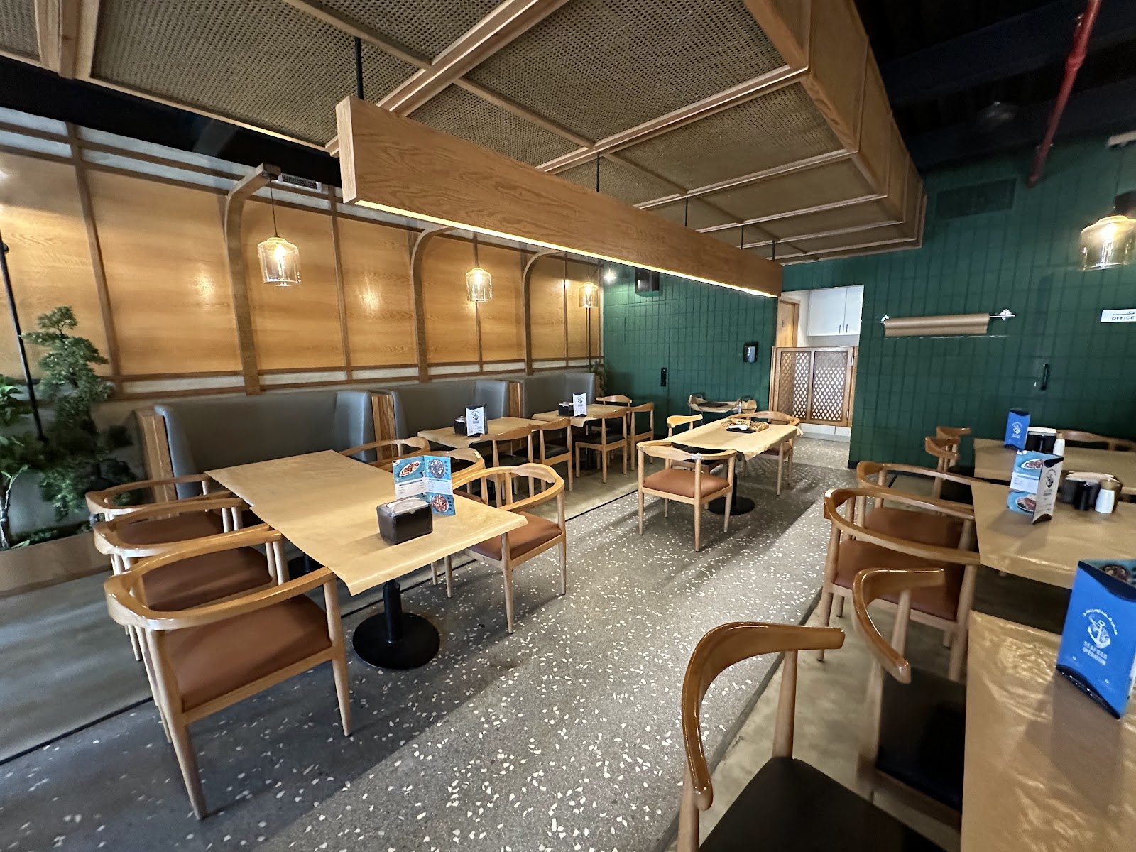 Operation seafood restaurant/ مطعم اوبريشن سي فود للمأكولات البحرية