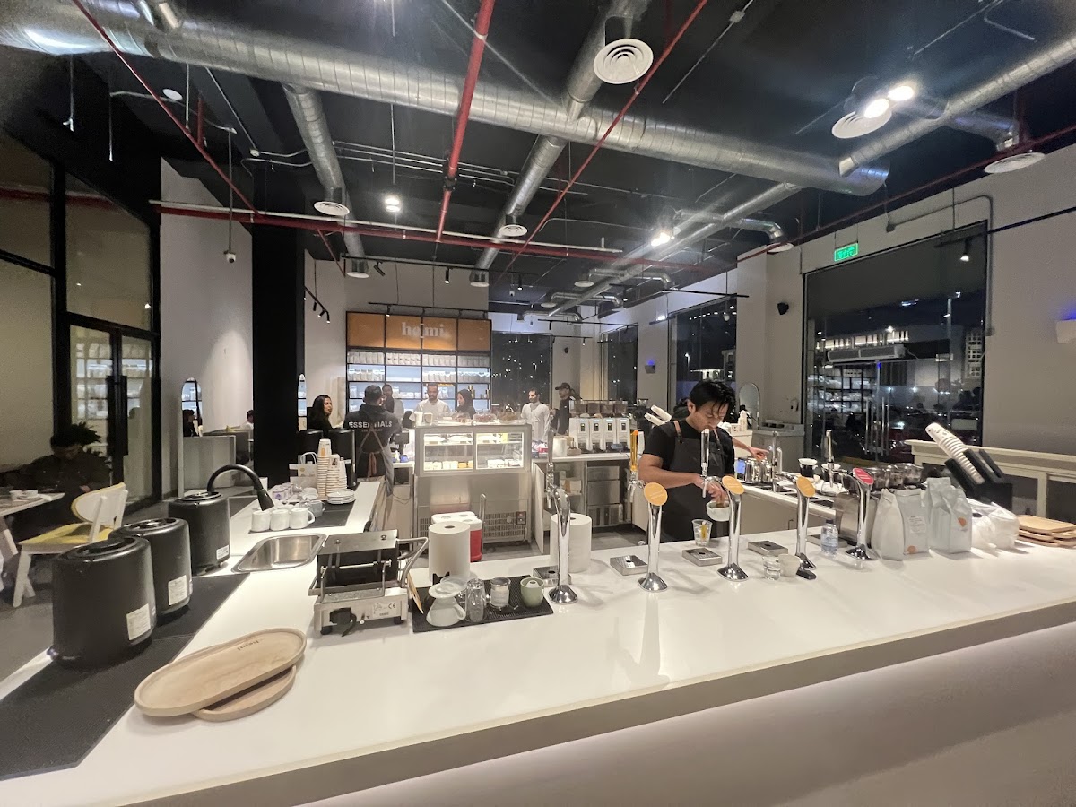 Hemi cafe & roastery