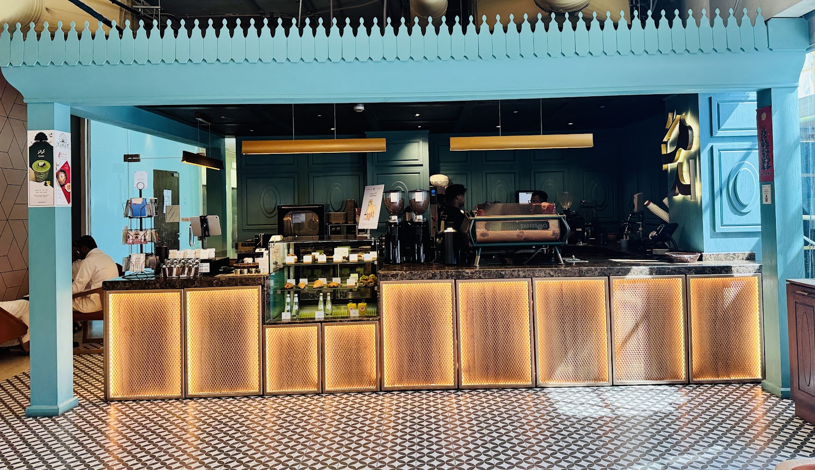 Medd Café & Roastery-King Rd | مقهى ومحمصة مد - طريق الملك - Cafés in Jeddah - 6
