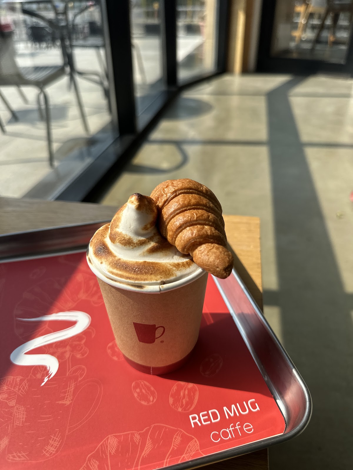Red Mug Caffe - كافيهات في جدة - 4