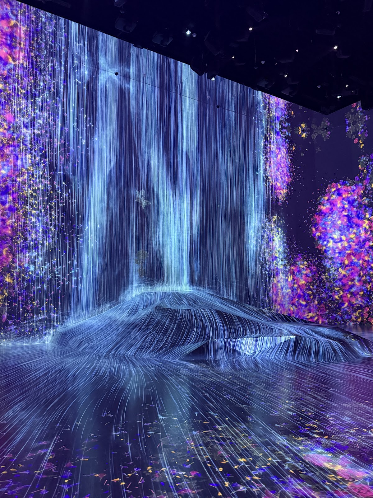 teamLab Borderless Jeddah