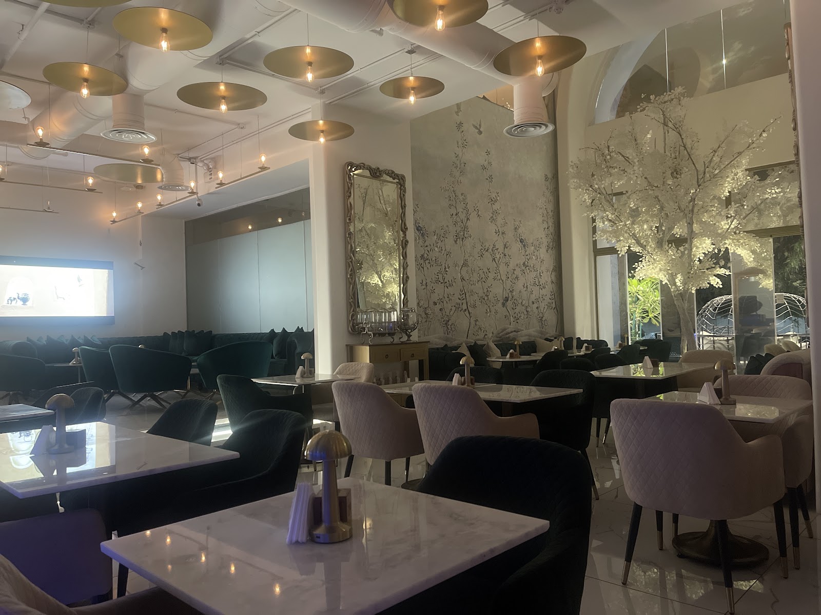 Gloriole Venue جلوريال ڤينيو
