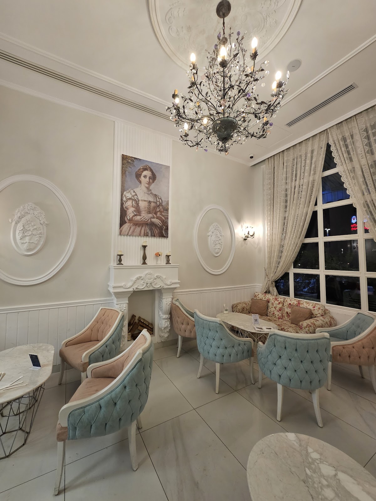 فايبز كافيه يو ووك جدة/ Vibes cafe U-Walk