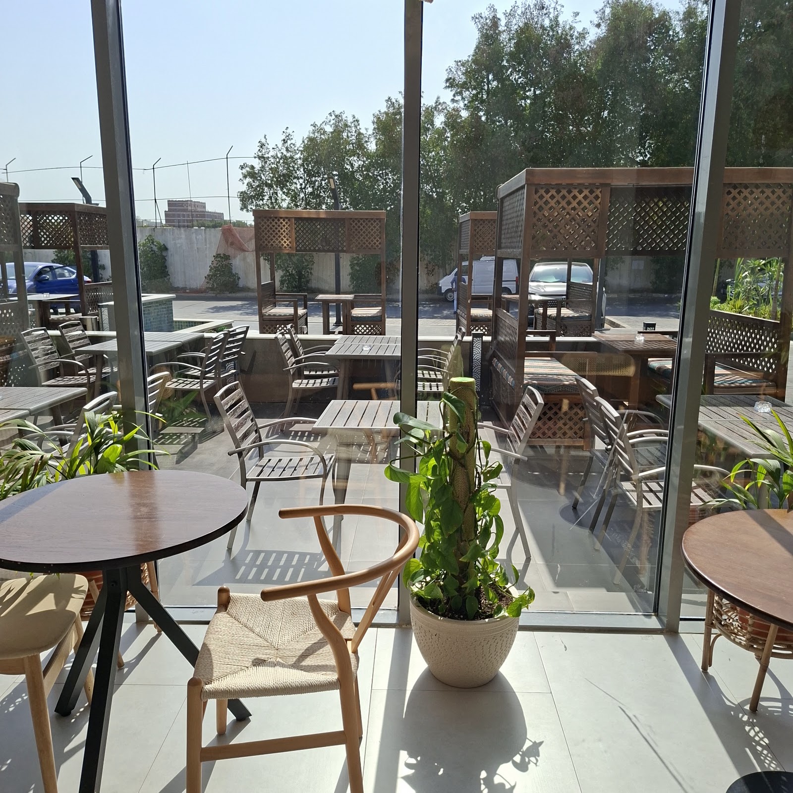 RHL Coffee | مقهى ومحمصة رحل
