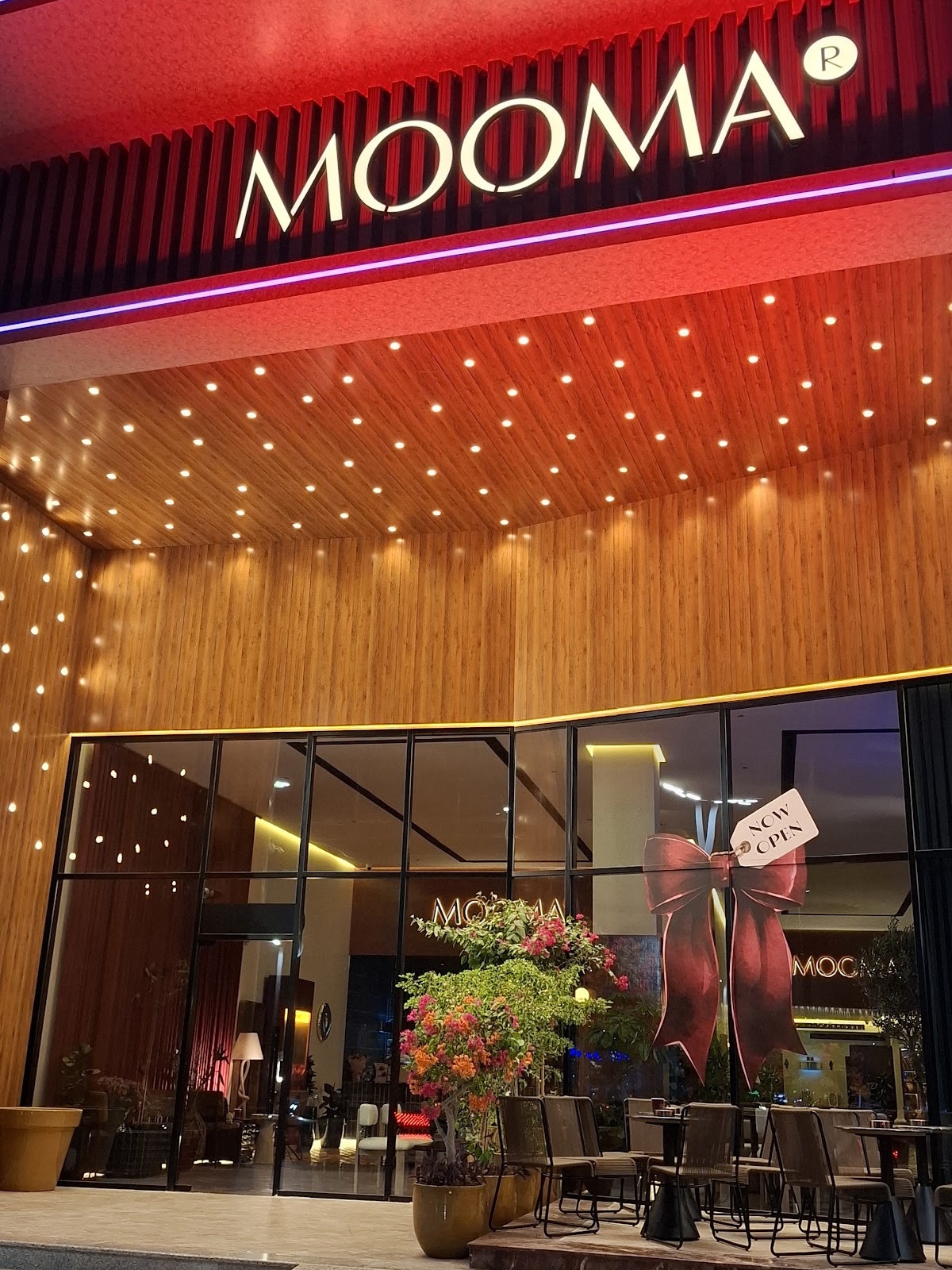 MOOMA