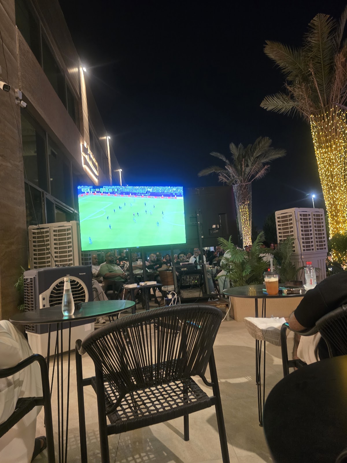 هنا القاهرة