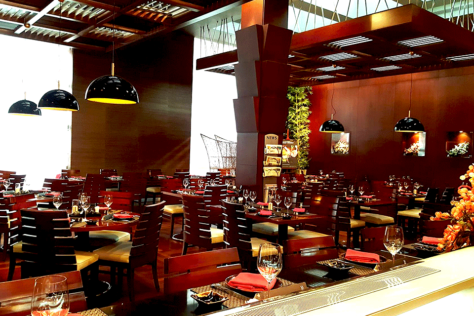 مطعم ساكورا الياباني